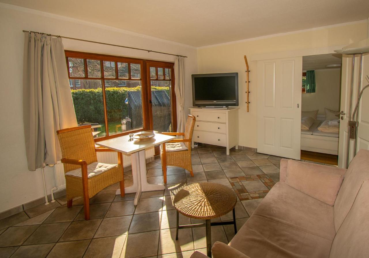 Inselhotel Kapitaen Tadsen / Amrum Nebel Extérieur photo